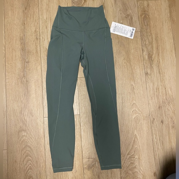 Lululemon Align HR 25" with Pockets. Size 4. NWT - Picture 3 of 6